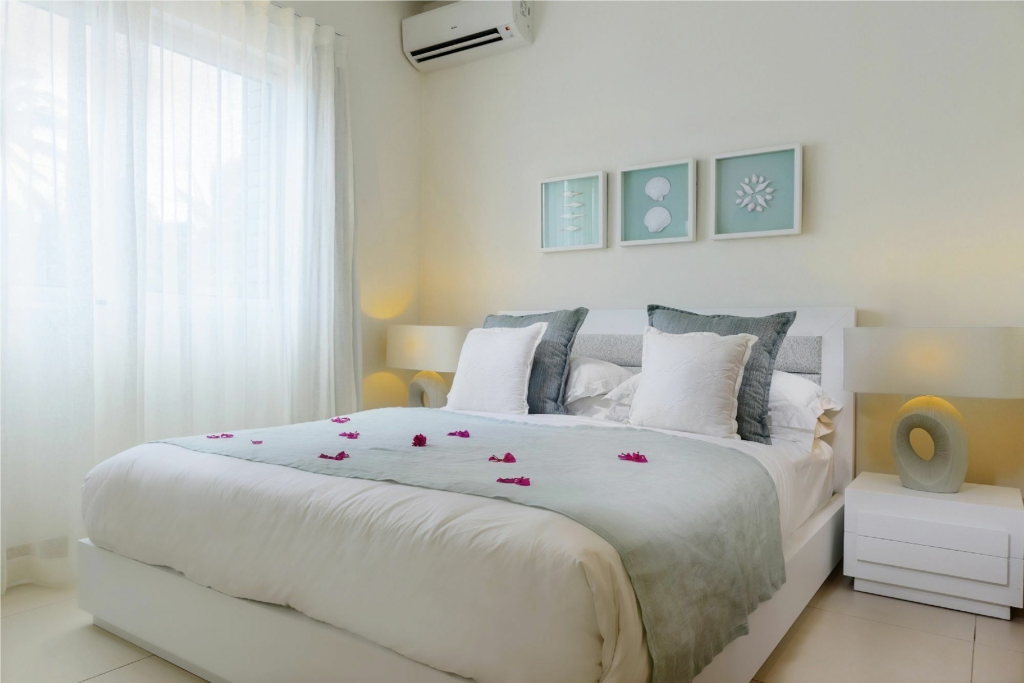 ไมร่า ซีฟรอนต์ สวีท แอนด์ เพนท์เฮาส์ บาย เลิฟ Apartment เกป มาลเออเรอส์ ภายนอก รูปภาพ